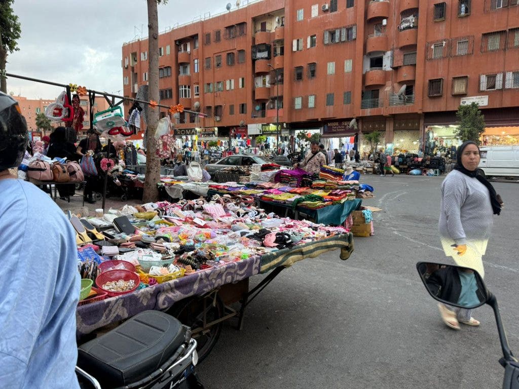 رؤساء جماعات ترابية يتبرؤون من فوضى احتلال الملك العمومي بالمغرب