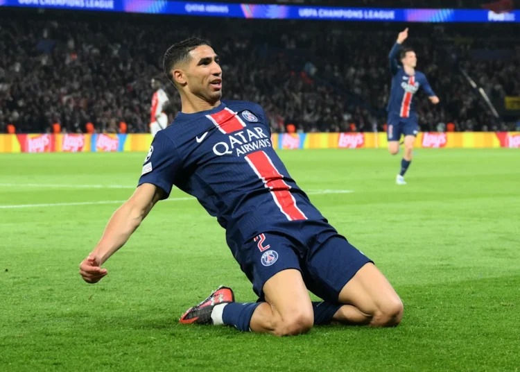 أشرف حكيمي يحطم رقماً قياسياً في باريس سان جيرمان