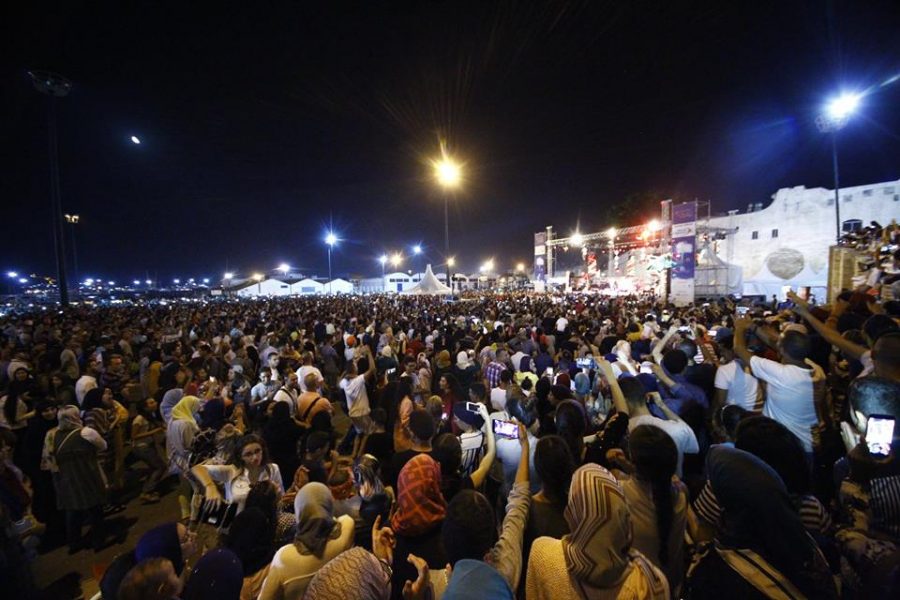 نجوم المغرب يشعلون سهرات عيد الفطر