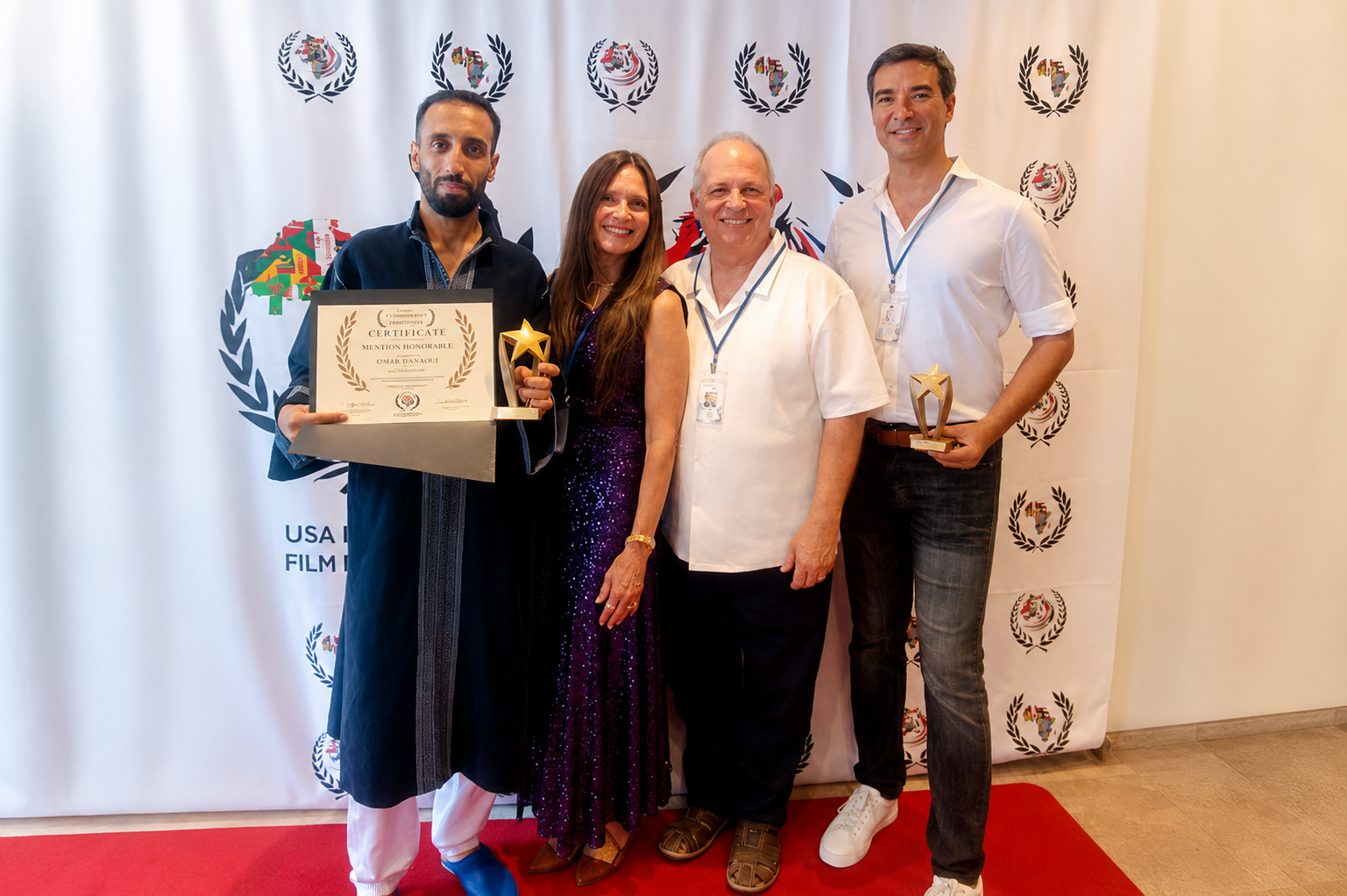 حقق عمر الدناوي نجاحًا باهرًا، حيث فاز بجائزتين تقديريتين عن فيلمه القصير المثير للجدل “DEATH BUZZ”.