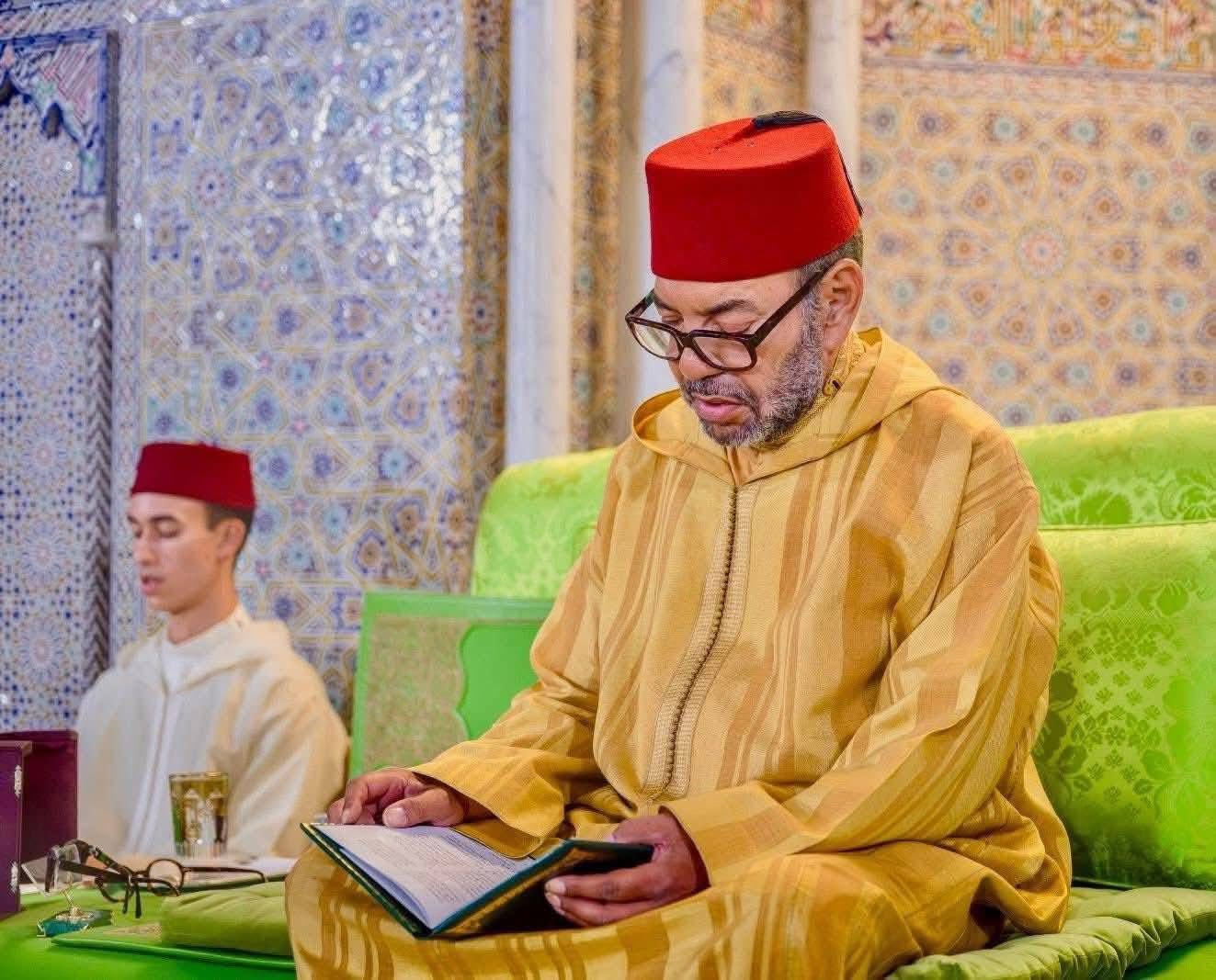 الملك محمد السادس يعزي خادم الحرمين في ضحايا تحطم مروحية “أرامكو”